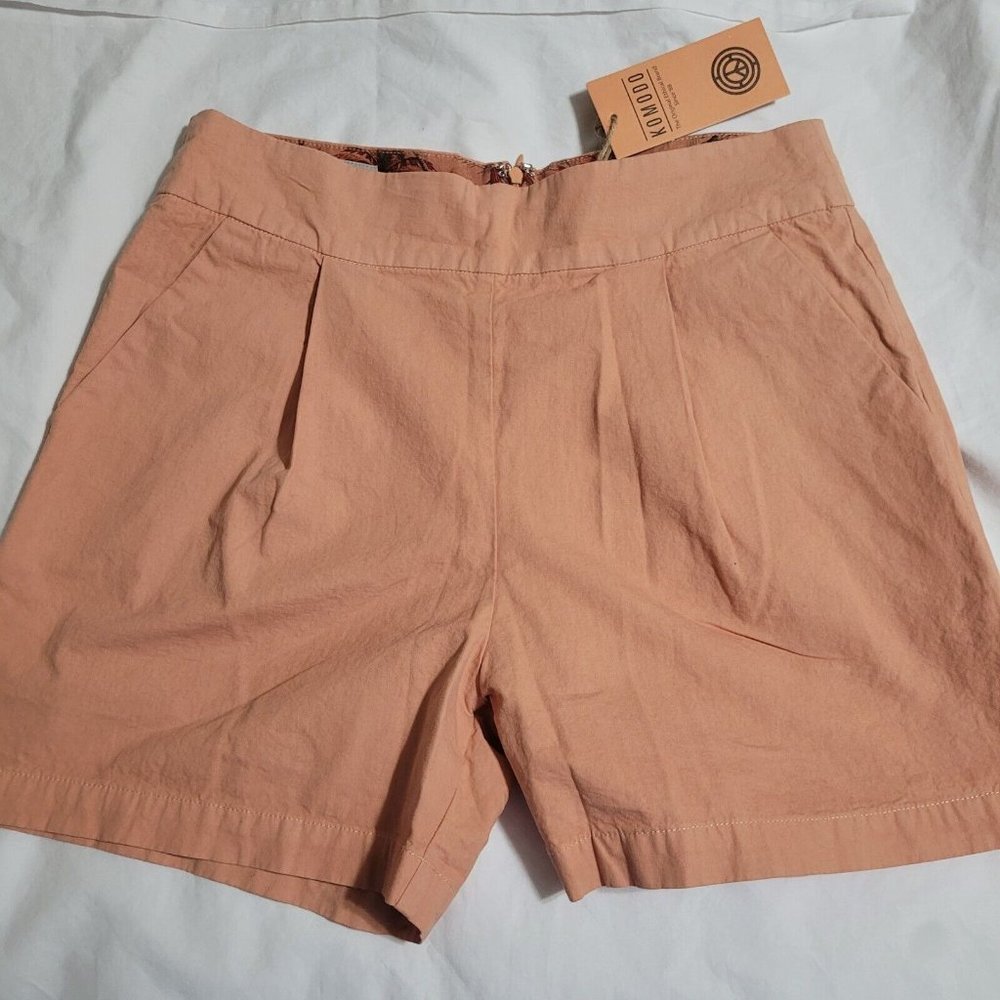 Komodo London Ethical Sustainable Peach Shorts Size 3 Measures 30"Organic Cotton